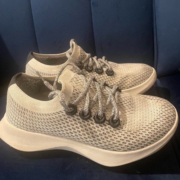 Allbirds Tree Dashers Quartz Grey Tennis Shoes Sneakers Size 8 - Picture 1 of 8